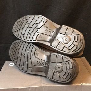 ecco men's turn slip on oxford